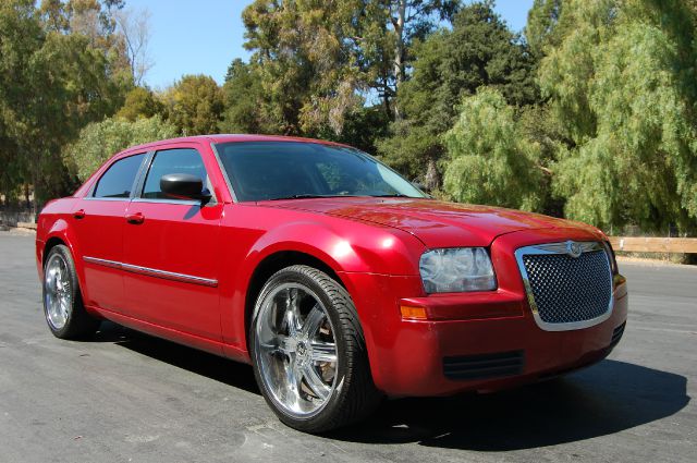 Chrysler 300 Elk Conversion Van Sedan