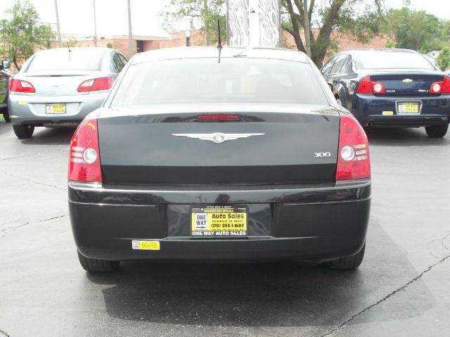 Chrysler 300 2008 photo 1