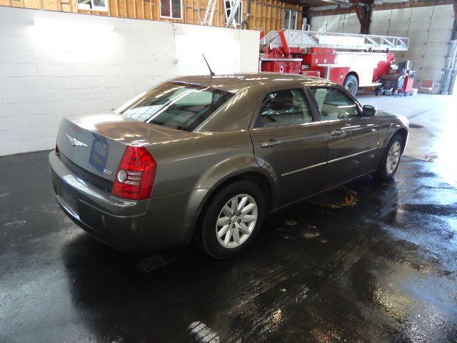 Chrysler 300 2008 photo 3