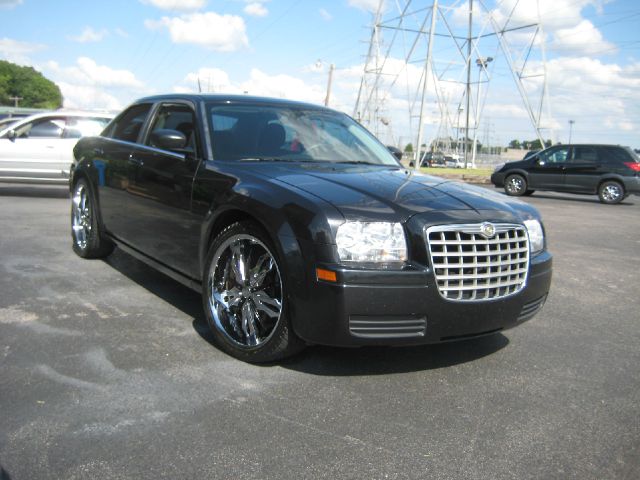 Chrysler 300 2008 photo 13