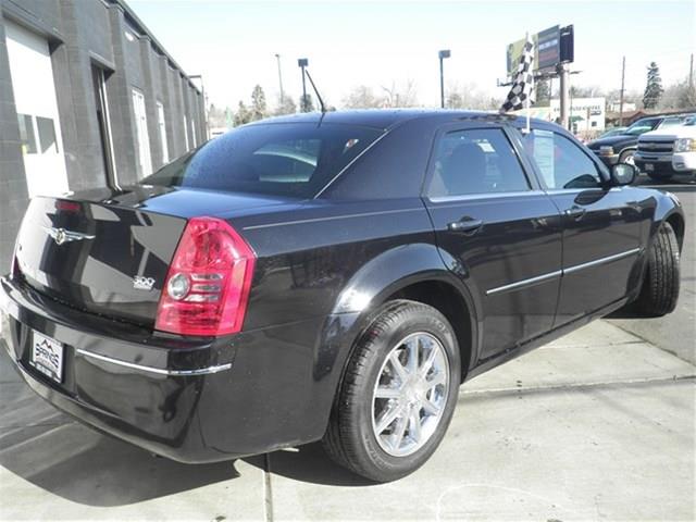 Chrysler 300 2008 photo 1