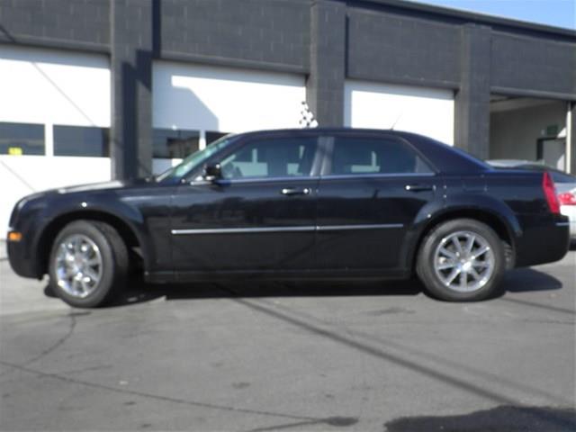 Chrysler 300 2008 photo 3