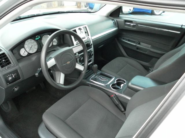 Chrysler 300 2009 photo 17