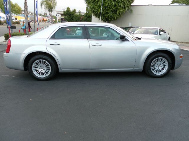 Chrysler 300 2009 photo 28