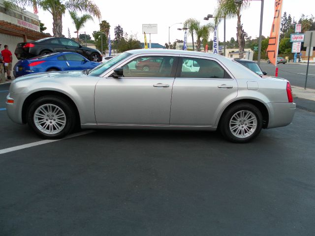 Chrysler 300 2009 photo 7