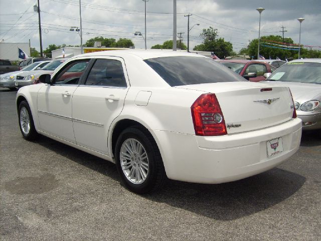 Chrysler 300 2009 photo 1