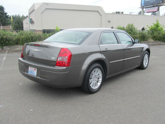 Chrysler 300 2009 photo 11