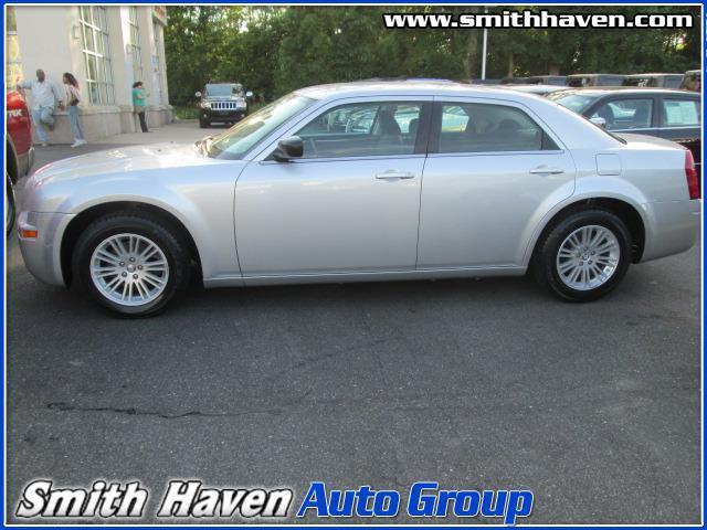 Chrysler 300 2009 photo 3