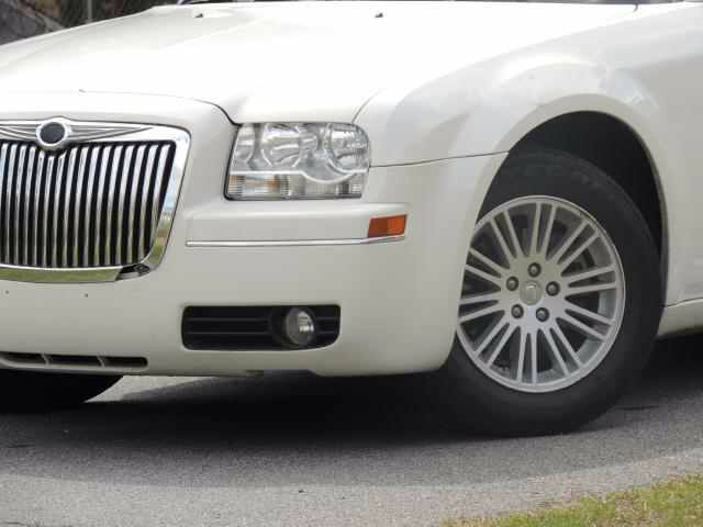 Chrysler 300 2009 photo 4