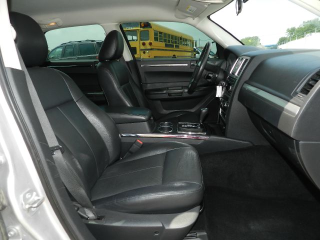 Chrysler 300 2009 photo 17