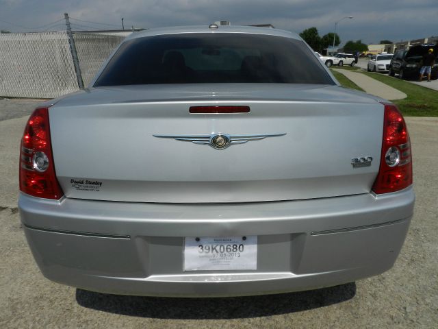 Chrysler 300 2009 photo 26