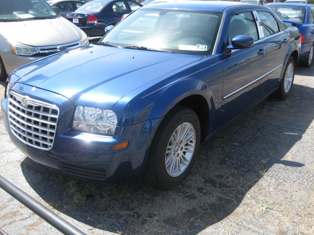 Chrysler 300 2009 photo 2