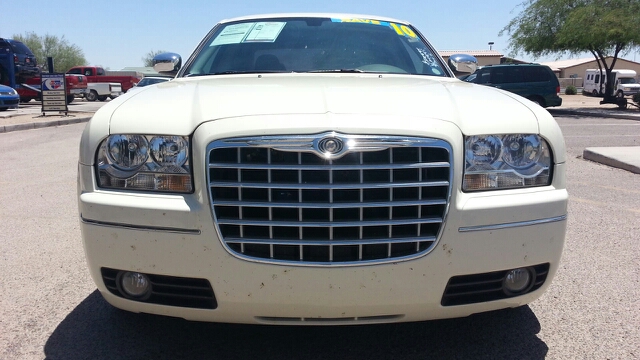 Chrysler 300 2010 photo 10