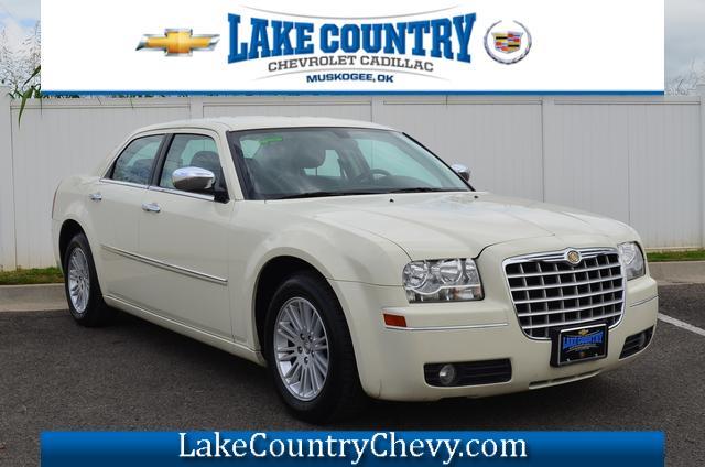 Chrysler 300 2010 photo 1