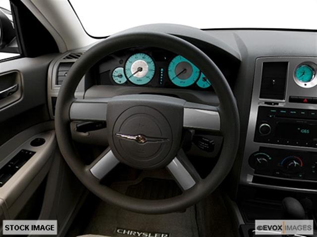 Chrysler 300 2010 photo 1