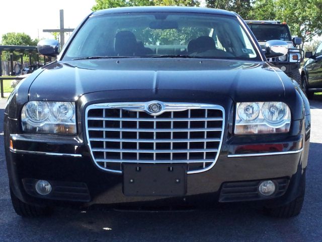 Chrysler 300 2010 photo 4