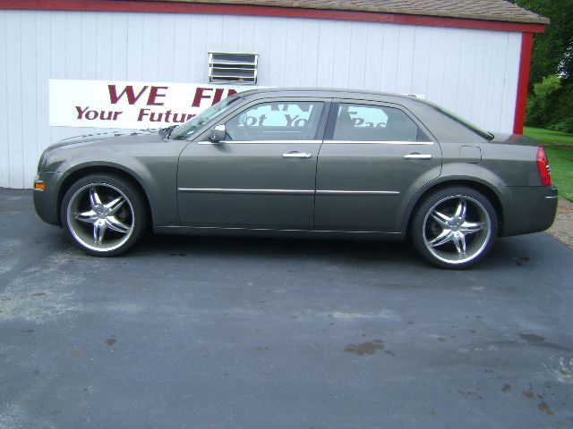 Chrysler 300 2010 photo 1