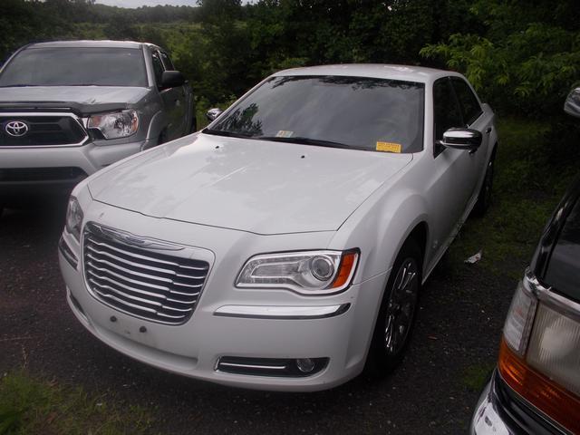 Chrysler 300 2012 photo 4