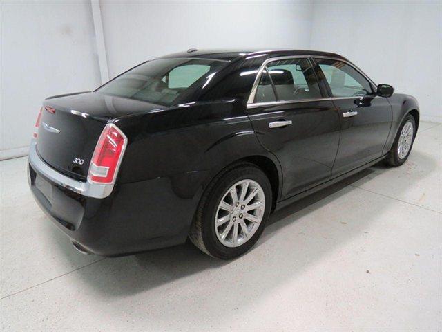 Chrysler 300 4dr Sdn GXE Auto Sedan