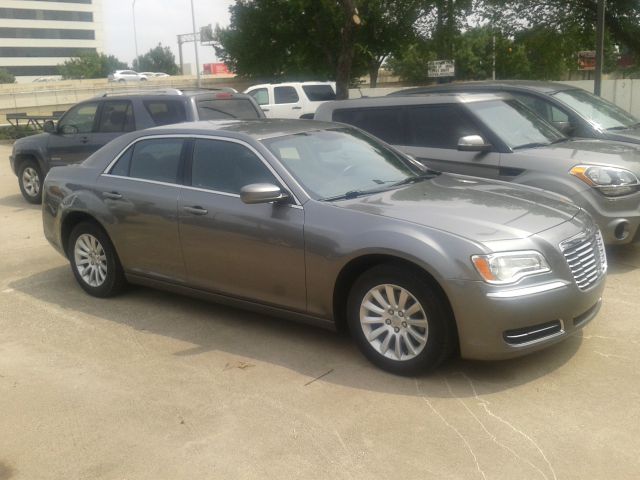 Chrysler 300 2012 photo 5