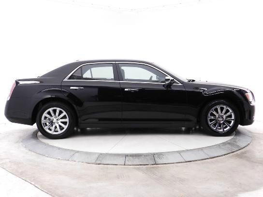 Chrysler 300 2012 photo 4