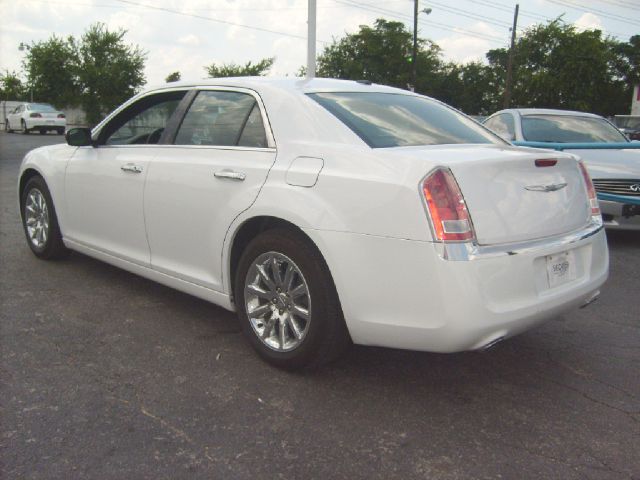 Chrysler 300 2012 photo 1