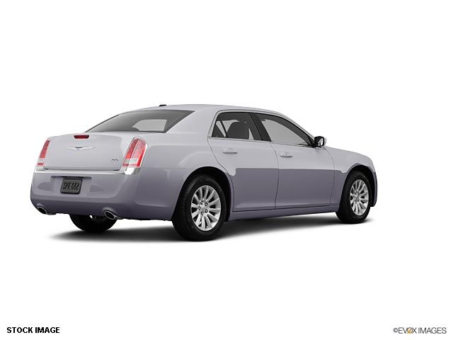 Chrysler 300 2013 photo 1