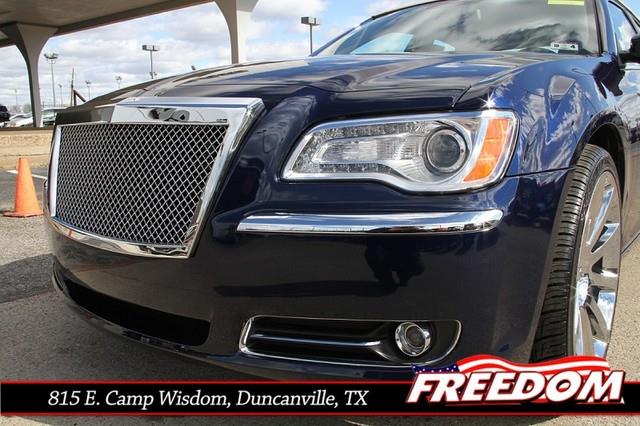 Chrysler 300 2013 photo 27