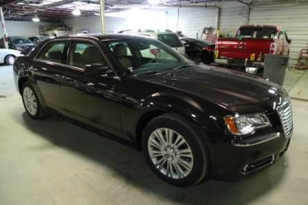 Chrysler 300 2013 photo 1