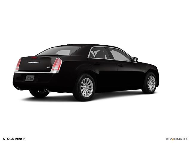 Chrysler 300 2013 photo 3