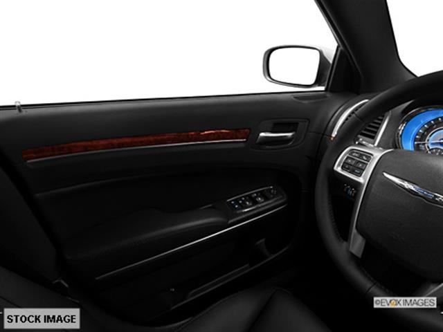 Chrysler 300 2013 photo 4