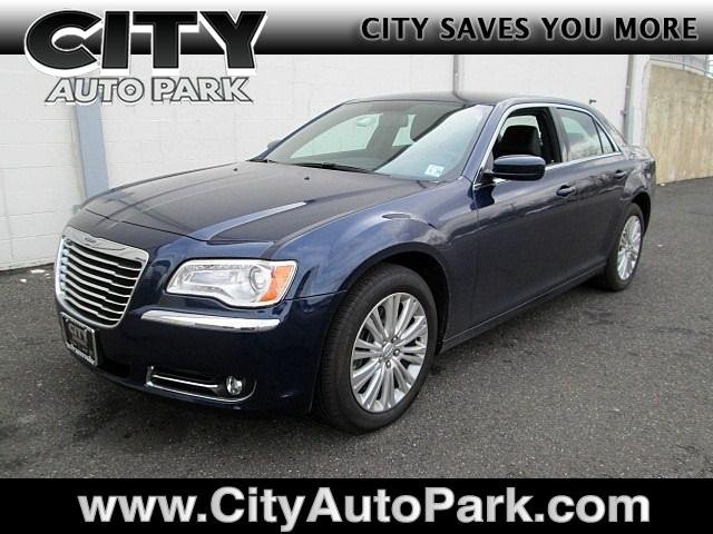 Chrysler 300 Base Unspecified