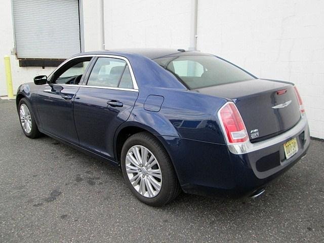 Chrysler 300 2013 photo 5