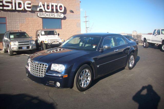 Chrysler 300C Regular Cab Sedan