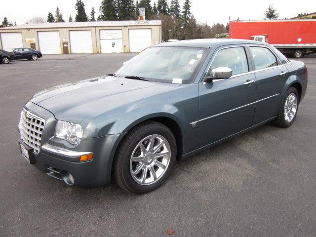 Chrysler 300C Regular Cab Sedan