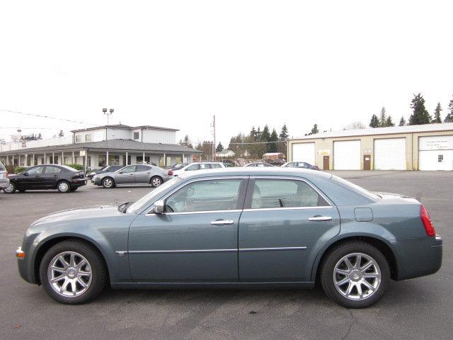 Chrysler 300C 2005 photo 3