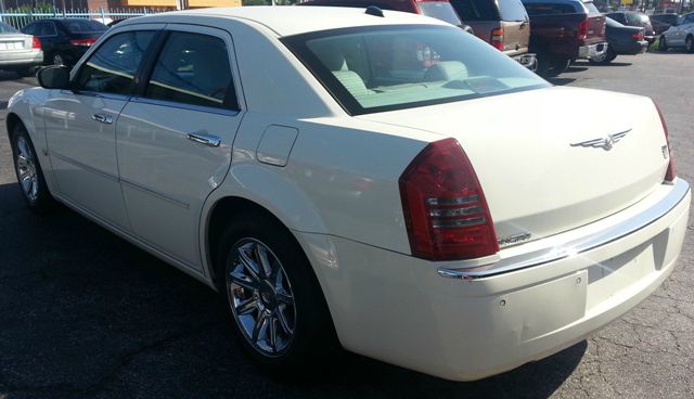 Chrysler 300C 2005 photo 3