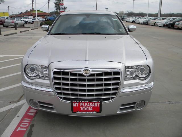 Chrysler 300C 2005 photo 1