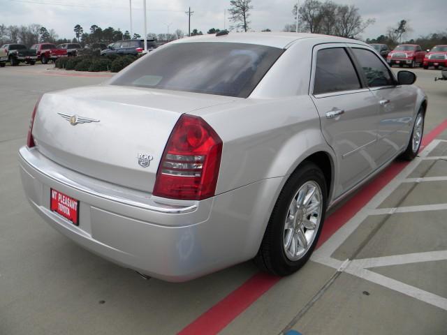 Chrysler 300C 2005 photo 4