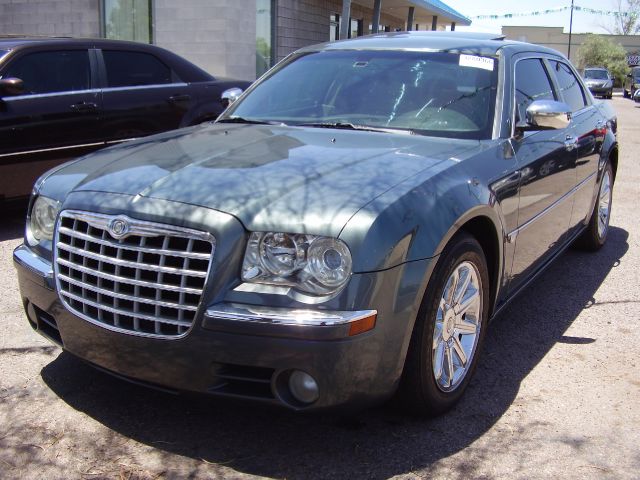 Chrysler 300C Regular Cab Sedan