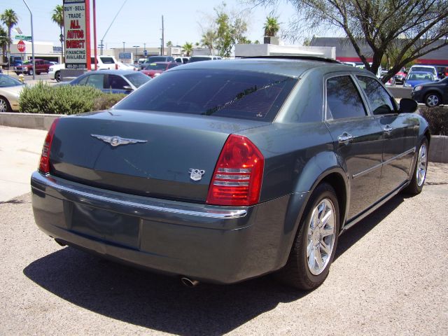 Chrysler 300C 2005 photo 5