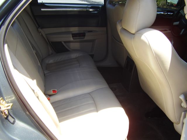 Chrysler 300C 2005 photo 6