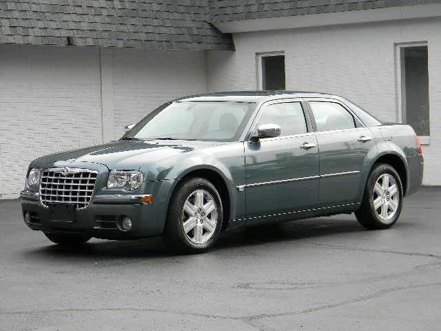 Chrysler 300C 2005 photo 1