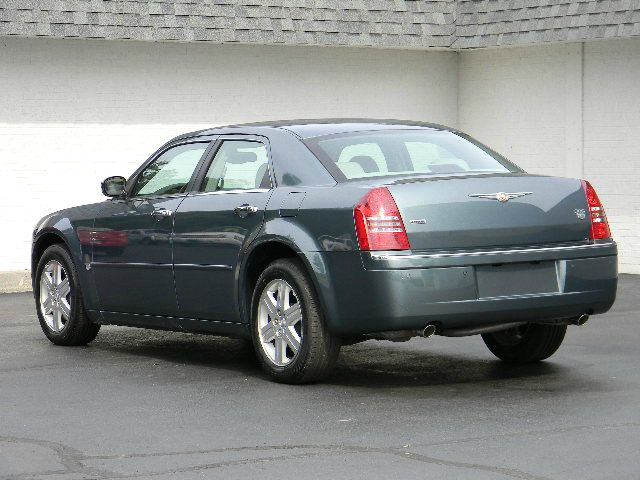 Chrysler 300C 2005 photo 3