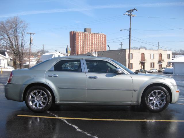 Chrysler 300C 2005 photo 5