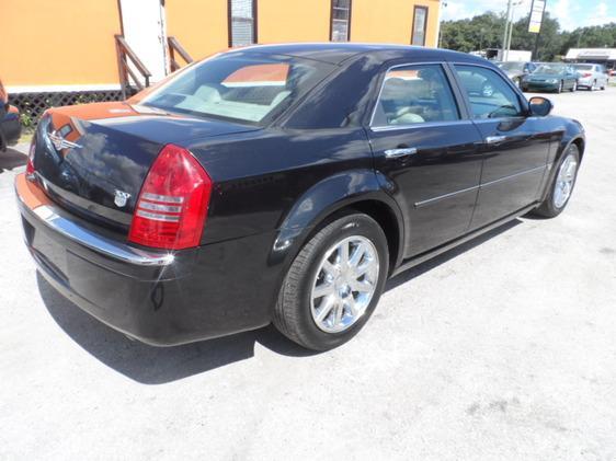 Chrysler 300C 2005 photo 1