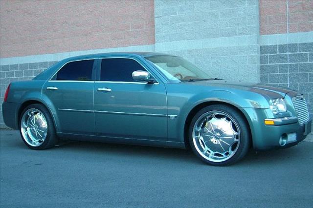 Chrysler 300C 2005 photo 3