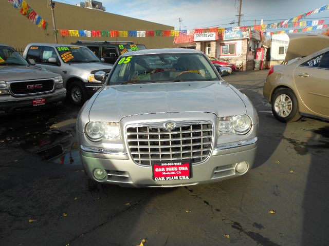 Chrysler 300C 2005 photo 4