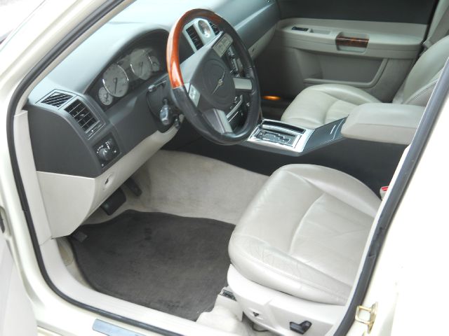 Chrysler 300C 2005 photo 5