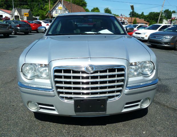 Chrysler 300C 2005 photo 3